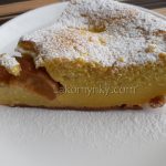 Безе-рулет з чорницею