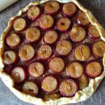 Брауні з горіхами і ягодами