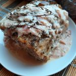 Свинина у вишневому соусі